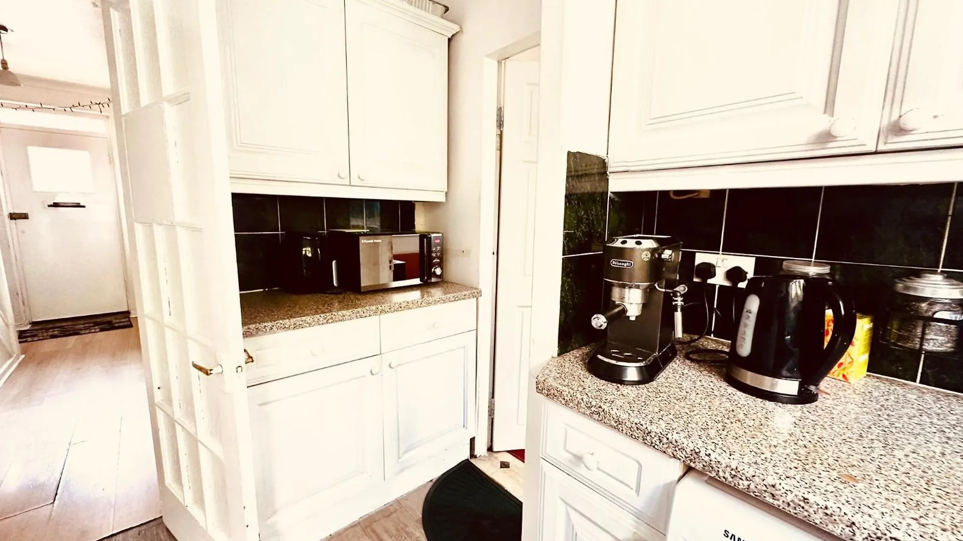Guest house Whitechapel Rooms R2 London United Kingdom